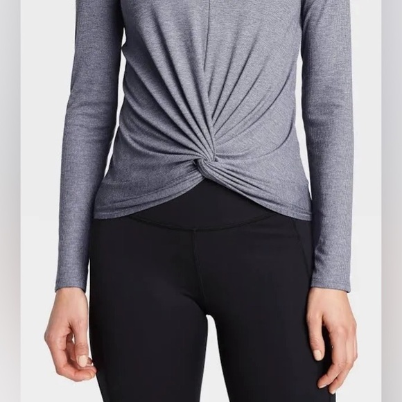 NWT Women’s Gray Long Sleeve Ribbed Twist Knot Front T-Shirt - Picture 1 of 6